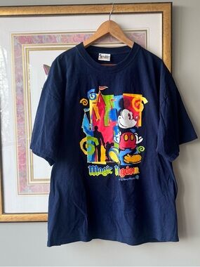 Vintage Disney Magic Kingdom 90s tshirt Disneyana